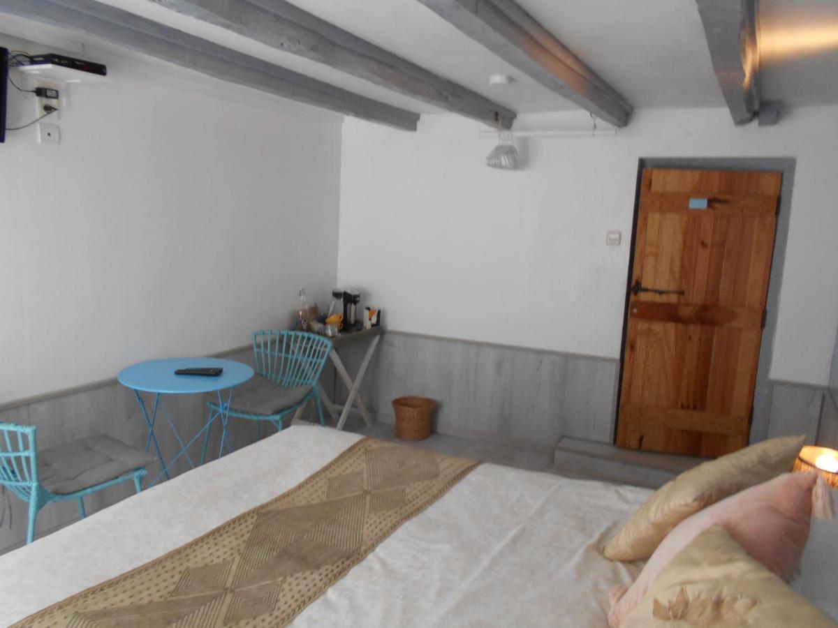 Les Landes Hotel Saint-Pardoux-Corbier Ngoại thất bức ảnh